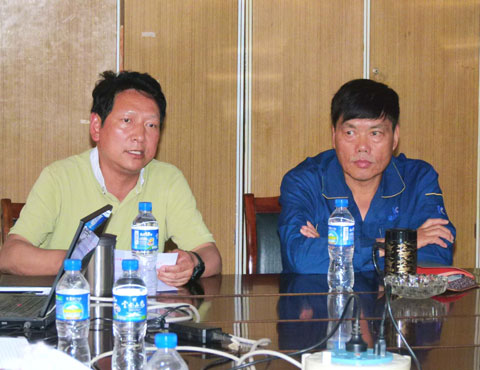 公司領(lǐng)導(dǎo)方念實(shí)、虞福華分別在會(huì)上發(fā)言